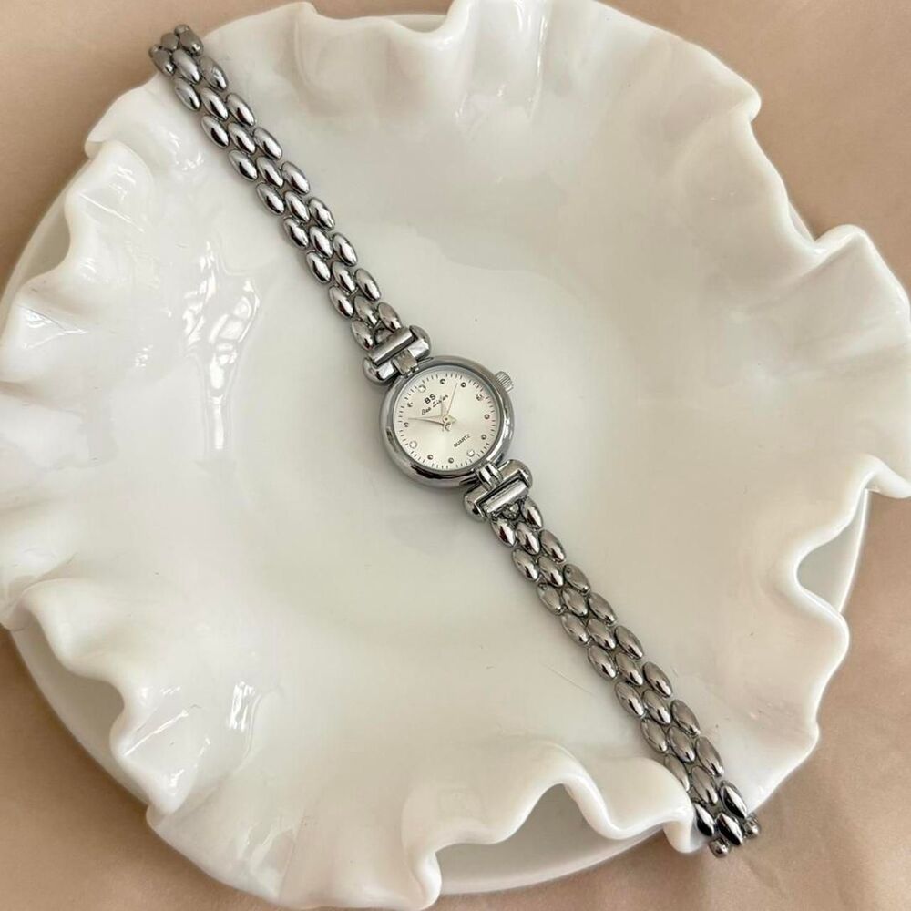 Unbranded Women's Silver and Grey Watch